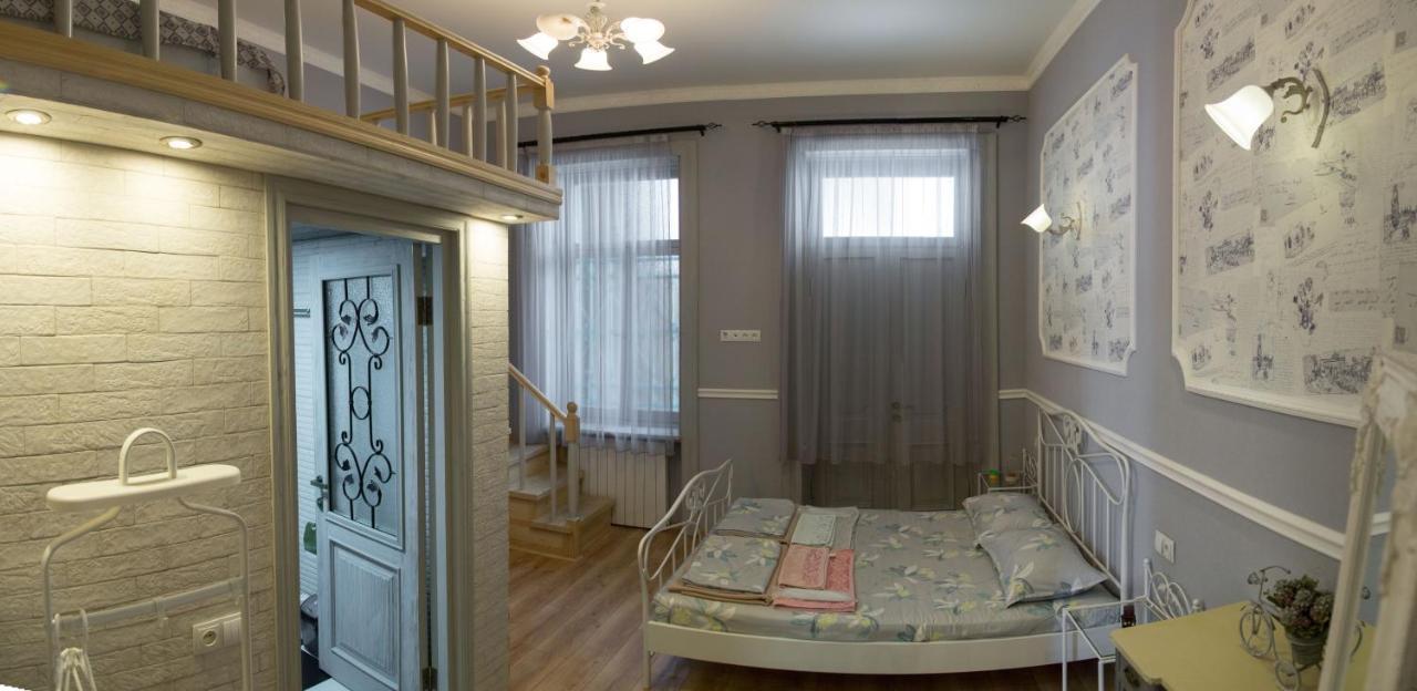 Apartament On Aghmashenebeli 26 Tbilisi Exterior photo